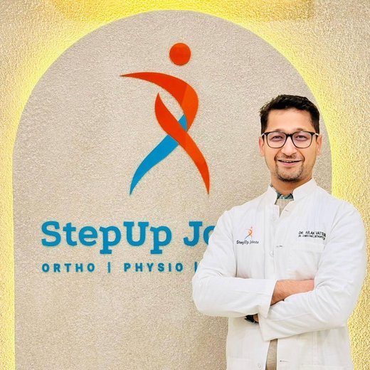 Dr. Pulak Vatsya — Orthopaedic Surgeon